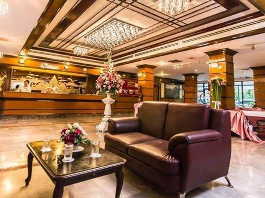 Korat Hotel - Sha Plus Nakhonratchasima Esterno foto