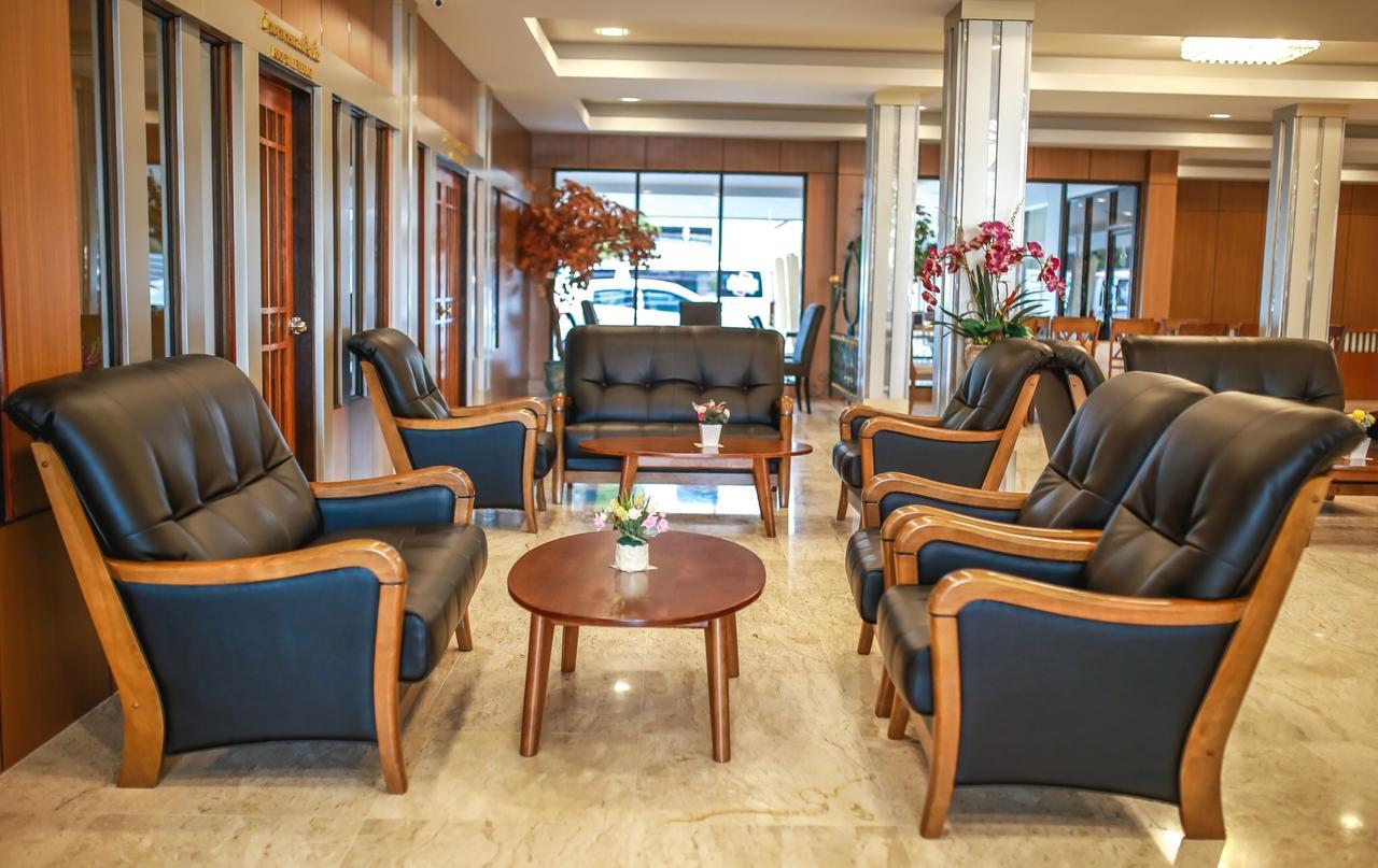 Korat Hotel - Sha Plus Nakhonratchasima Esterno foto