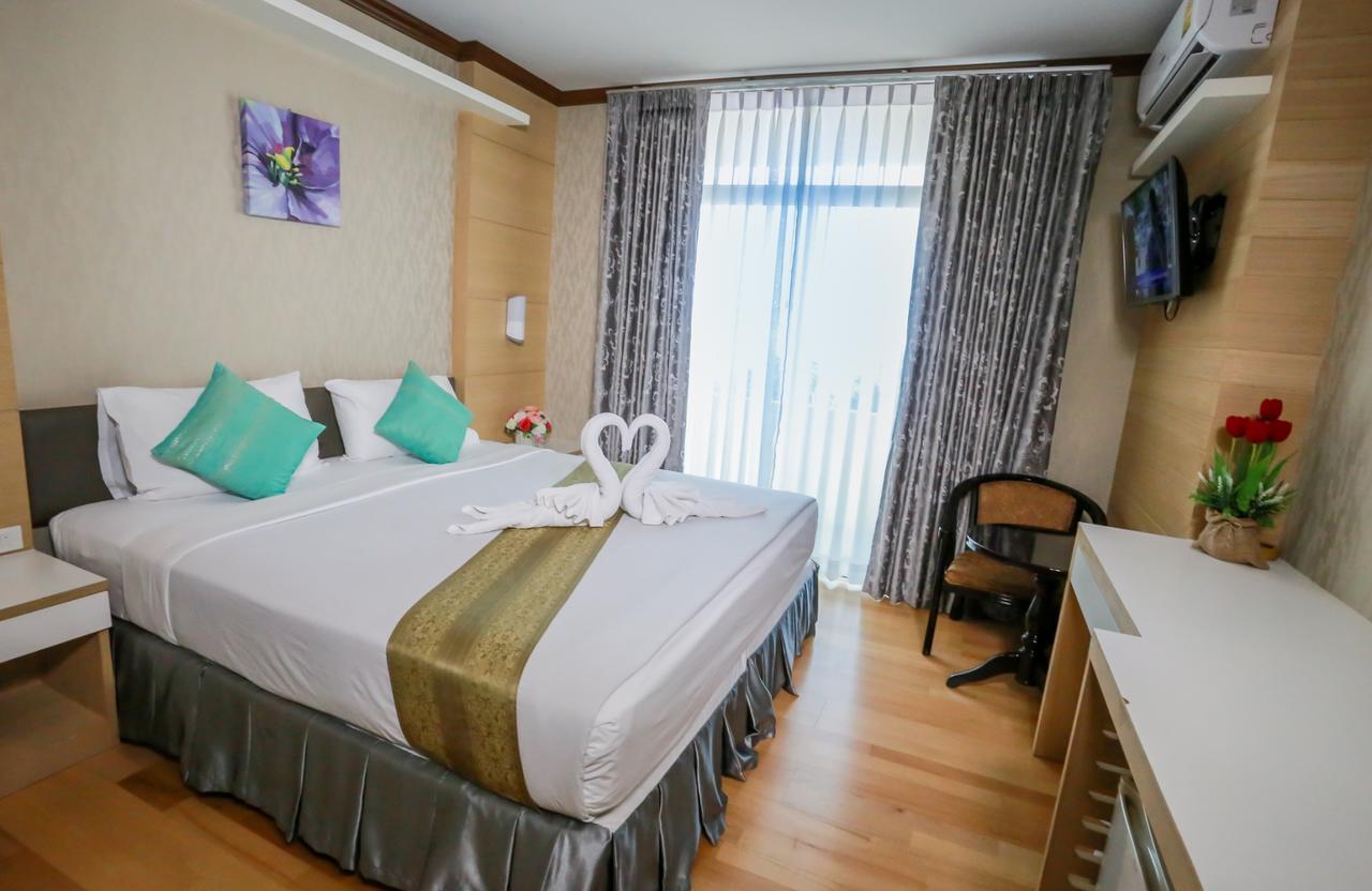 Korat Hotel - Sha Plus Nakhonratchasima Esterno foto