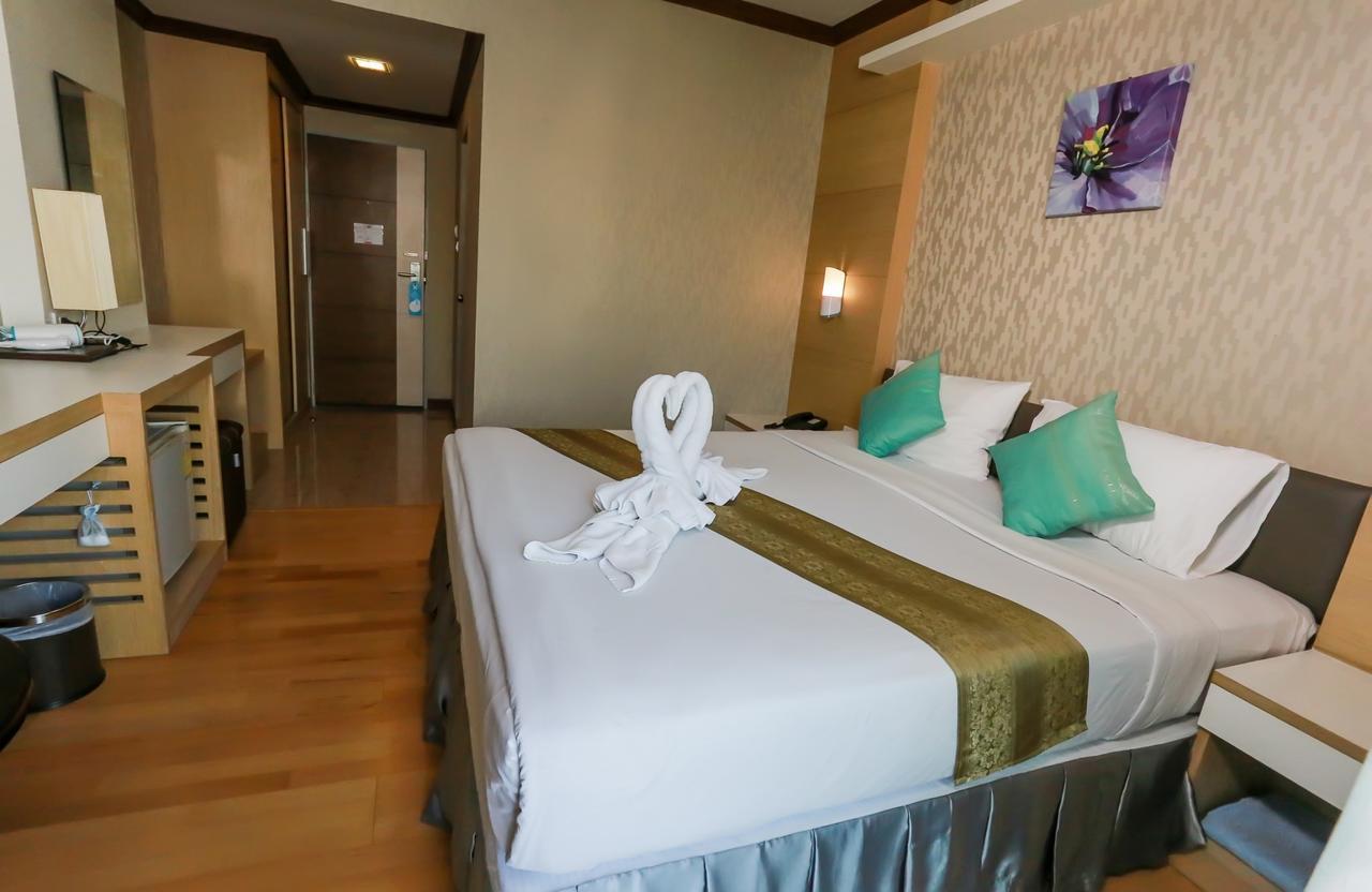Korat Hotel - Sha Plus Nakhonratchasima Esterno foto