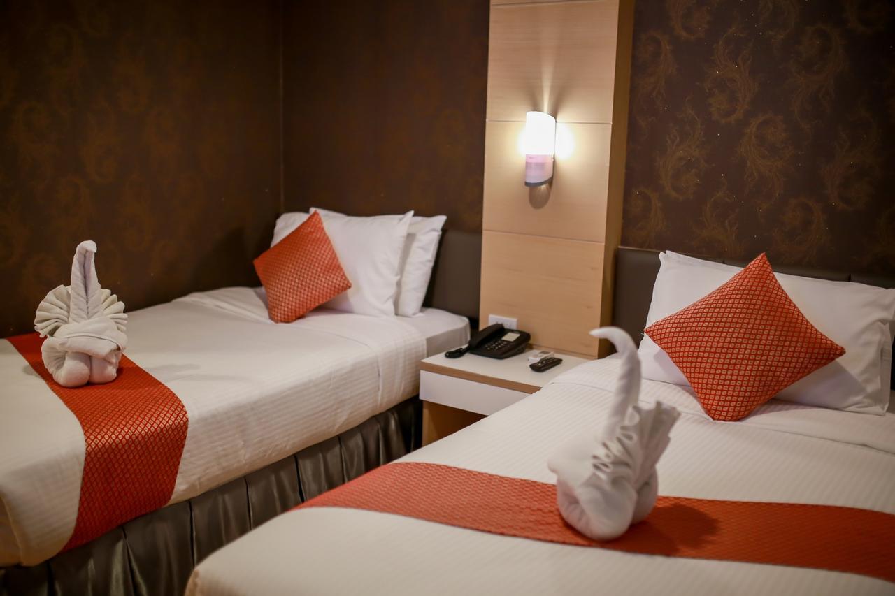 Korat Hotel - Sha Plus Nakhonratchasima Esterno foto