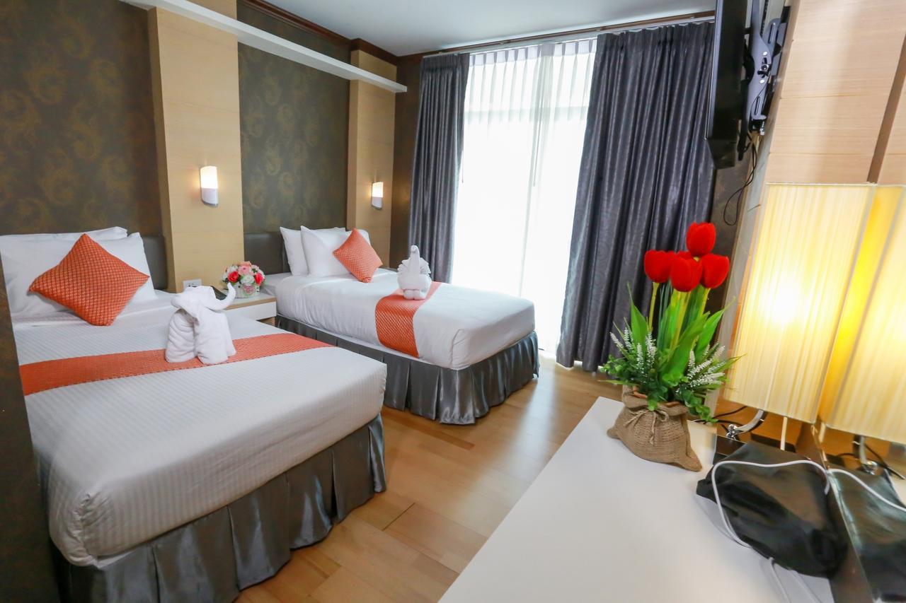 Korat Hotel - Sha Plus Nakhonratchasima Esterno foto