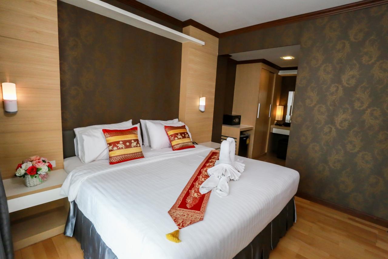 Korat Hotel - Sha Plus Nakhonratchasima Esterno foto