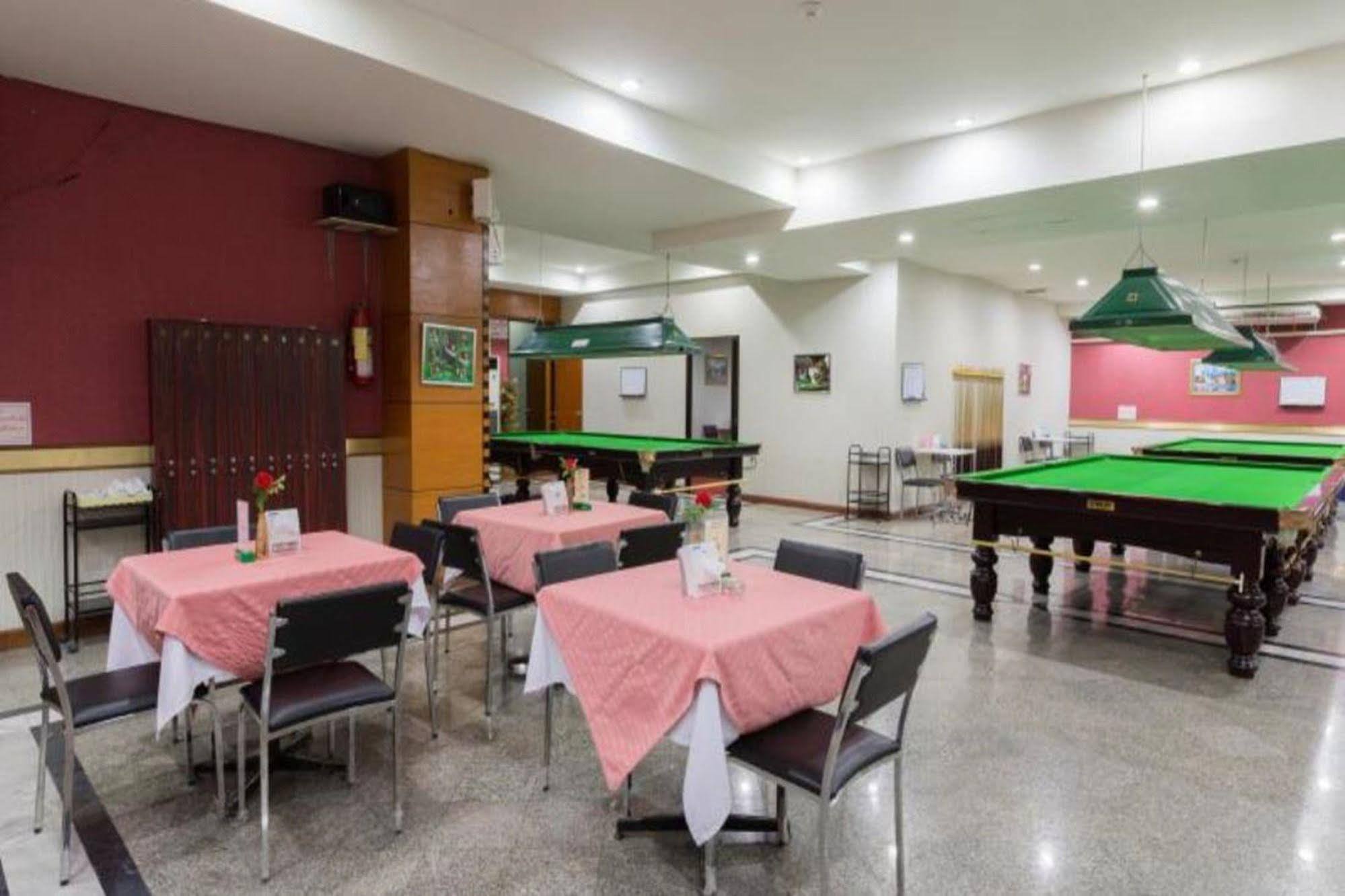 Korat Hotel - Sha Plus Nakhonratchasima Esterno foto